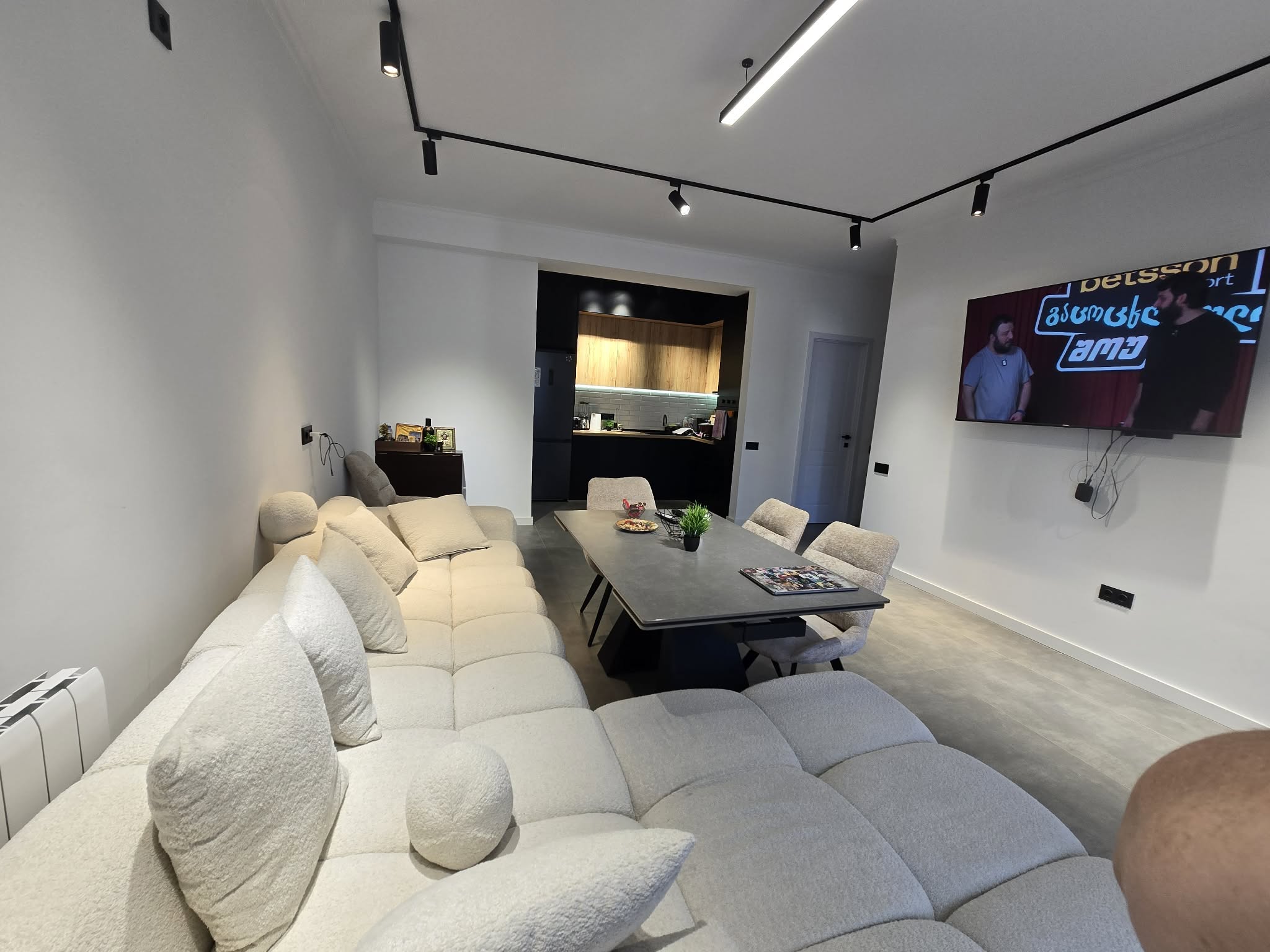[TEST] 12 Chavchavadze Ave., Apt. 8